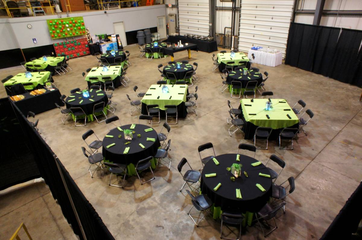 Table 60x60 Wood Topped With 120x120 Black Solid Tablecover And 90" Round Lime Solid Toper
